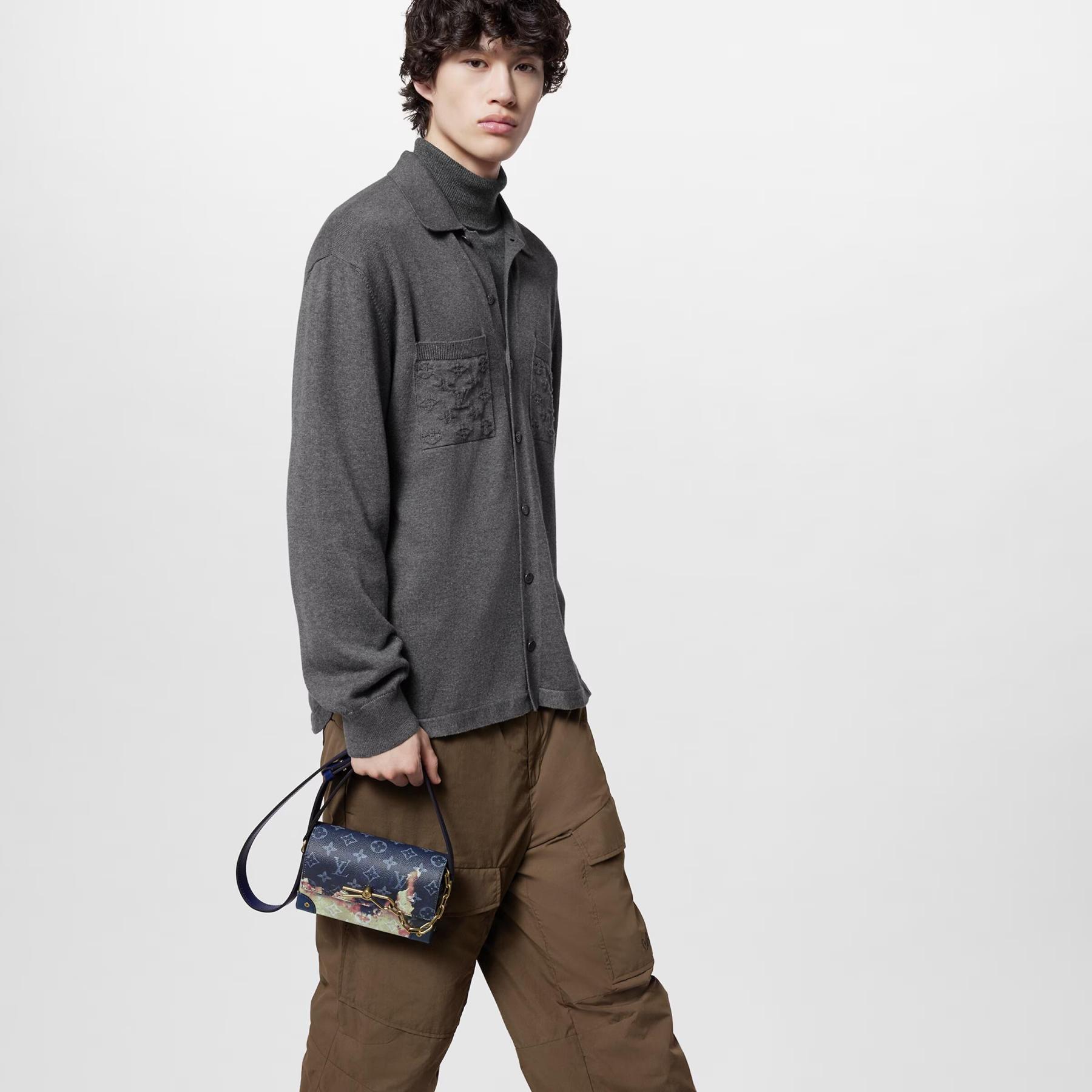 【必需品もサッと収まる♪】ルイヴィトン　ショルダーバッグ